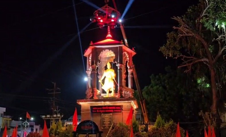 बुलढाण्यात छत्रपती संभाजी महाराज जयंतीनिमित्त जल्लोष; जयस्तंभ चौकात रात्री फटाक्यांची आतषबाजी 