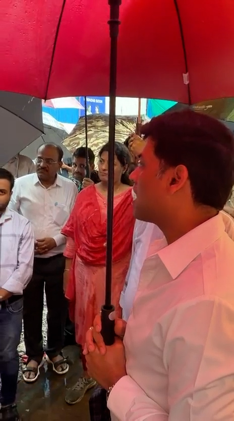 Kalyan: ‘थोडी तरी अक्कल वापरा, नाहीतर जेलमध्ये टाकून देईन’; श्रीकांत शिंदेंचा संताप
