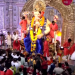 मुंबई, महाराष्ट्र लालबागच्या राजाचे आशीर्वाद घेण्यासाठी भाविकांची मोठी गर्दी; दृश्ये